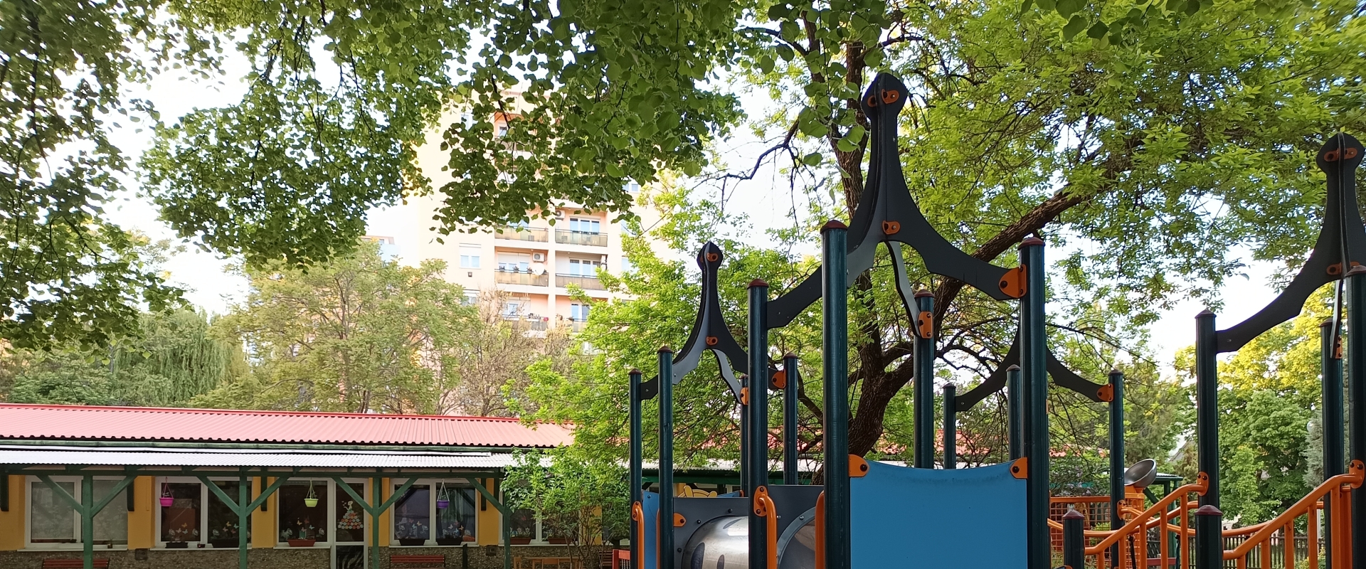 Slide: Óvodánk képekben